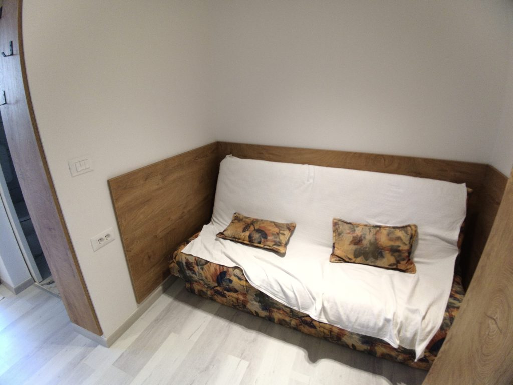 Obloga i uzglavlje po mjeri, detalj 2